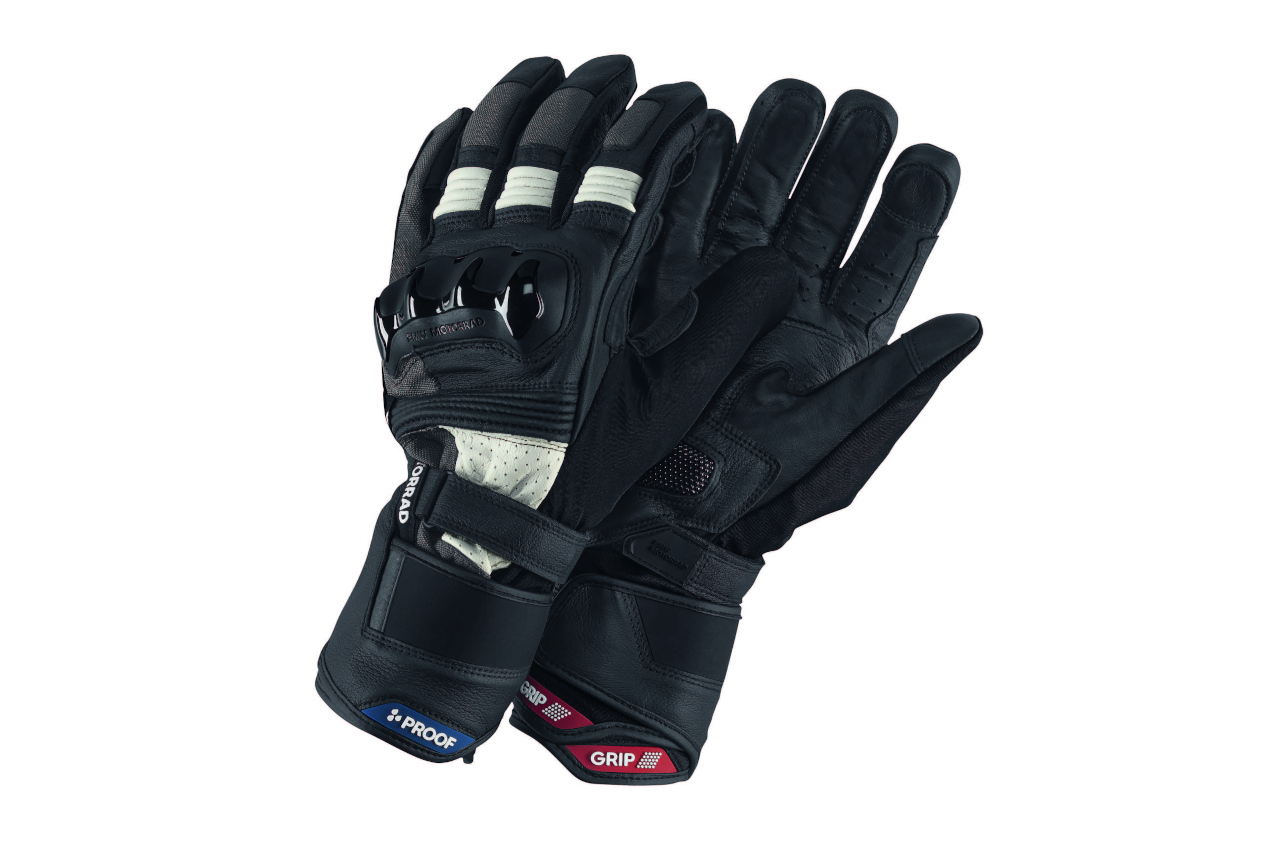 BMW Motorrad、梅雨におすすめの防水ギア＆ガーメントを発売