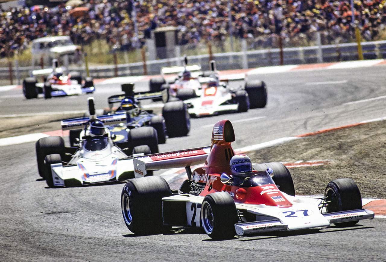 故パーネリ・ジョーンズがF1に挑んだ3年間。マリオ・アンドレッティを乗せたチームUSAの戦い