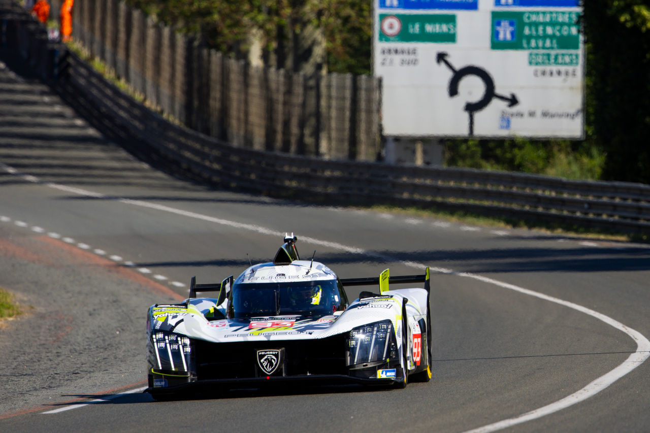 プジョーは弱者か。ベルニュがル・マン24時間での劣勢を認める一方、「判断するのは時期尚早」とステランティス首脳