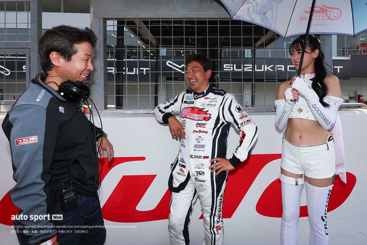 土屋武士監督（HOPPY Schatz GR Supra GT）と片岡龍也（グッドスマイル 初音ミク AMG）