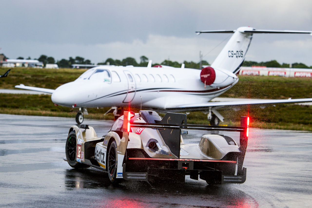 FP2でクラッシュの12号車ポルシェ963、ル・マンの飛行場で代替シャシーのシェイクダウンを完了