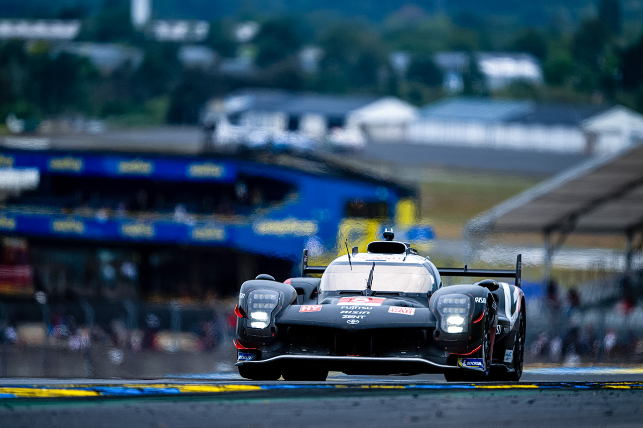 8号車トヨタGR010ハイブリッド（トヨタ・ガズー・レーシング）