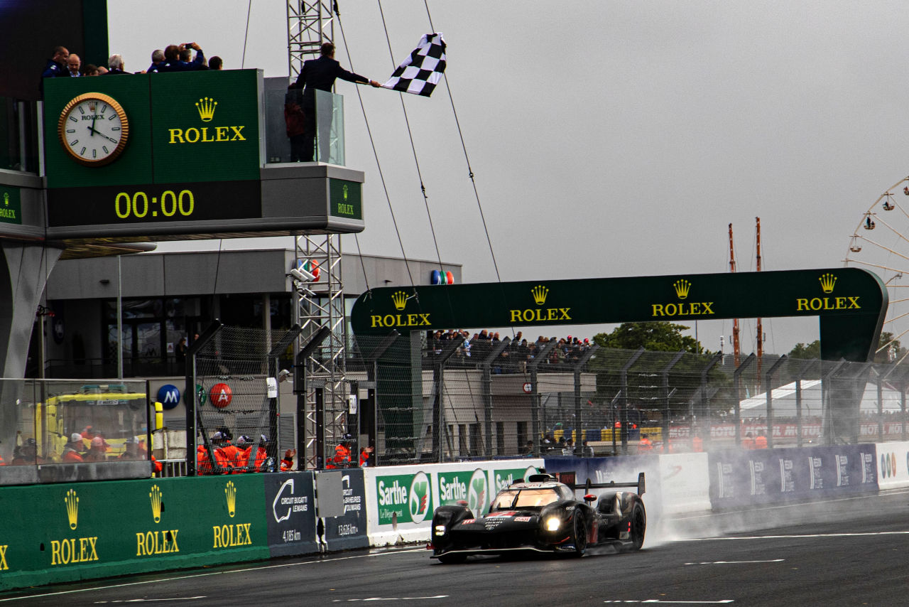 惜敗のトヨタ・ガズー・レーシングに「世界一のチームをもう一度目指していこう！」と豊田章男チームオーナー。ル・マン後コメント全文