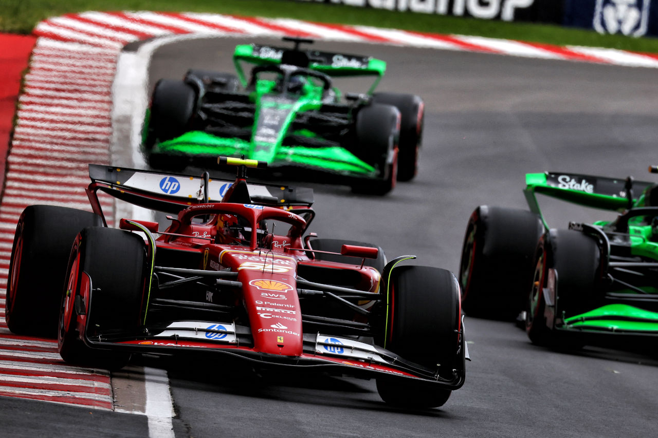 ドライビング能力だけではない影響力。サインツ獲得の可否がアウディF1の分水嶺となる可能性