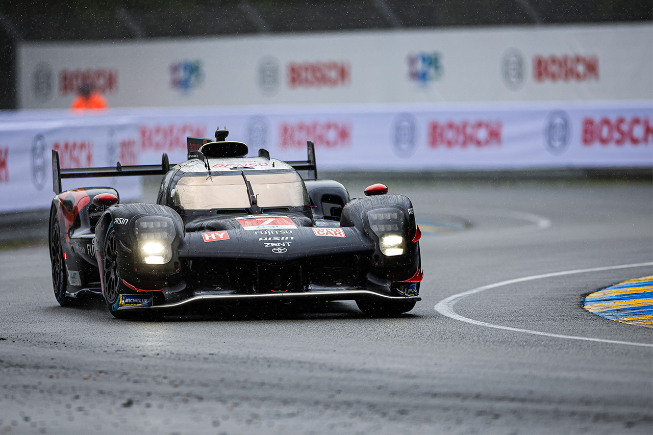 7号車トヨタGR010ハイブリッド（トヨタ・ガズー・レーシング）