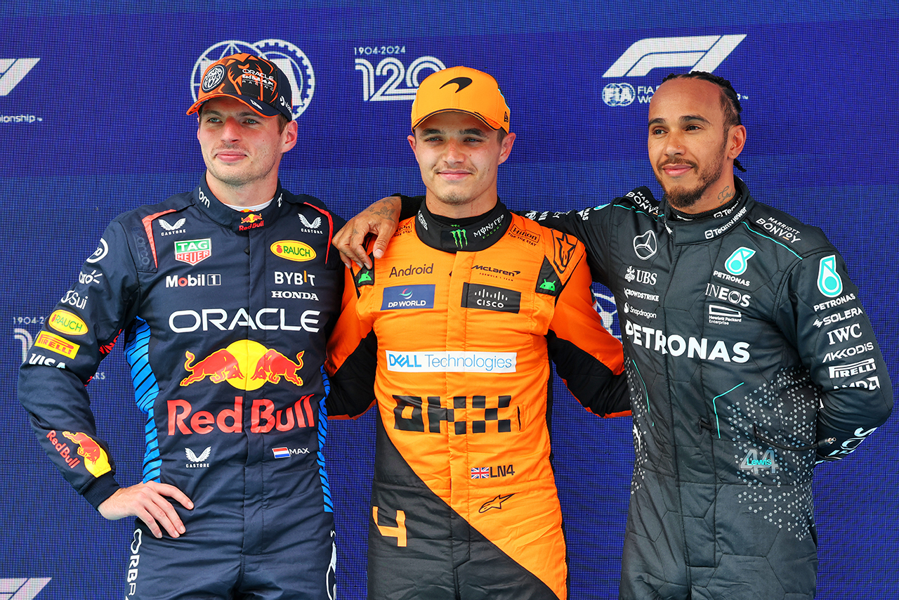 2024年F1第10戦スペインGP　予選PPのランド・ノリス（マクラーレン）、2番手マックス・フェルスタッペン（レッドブル）、3番手ルイス・ハミルトン（メルセデス）