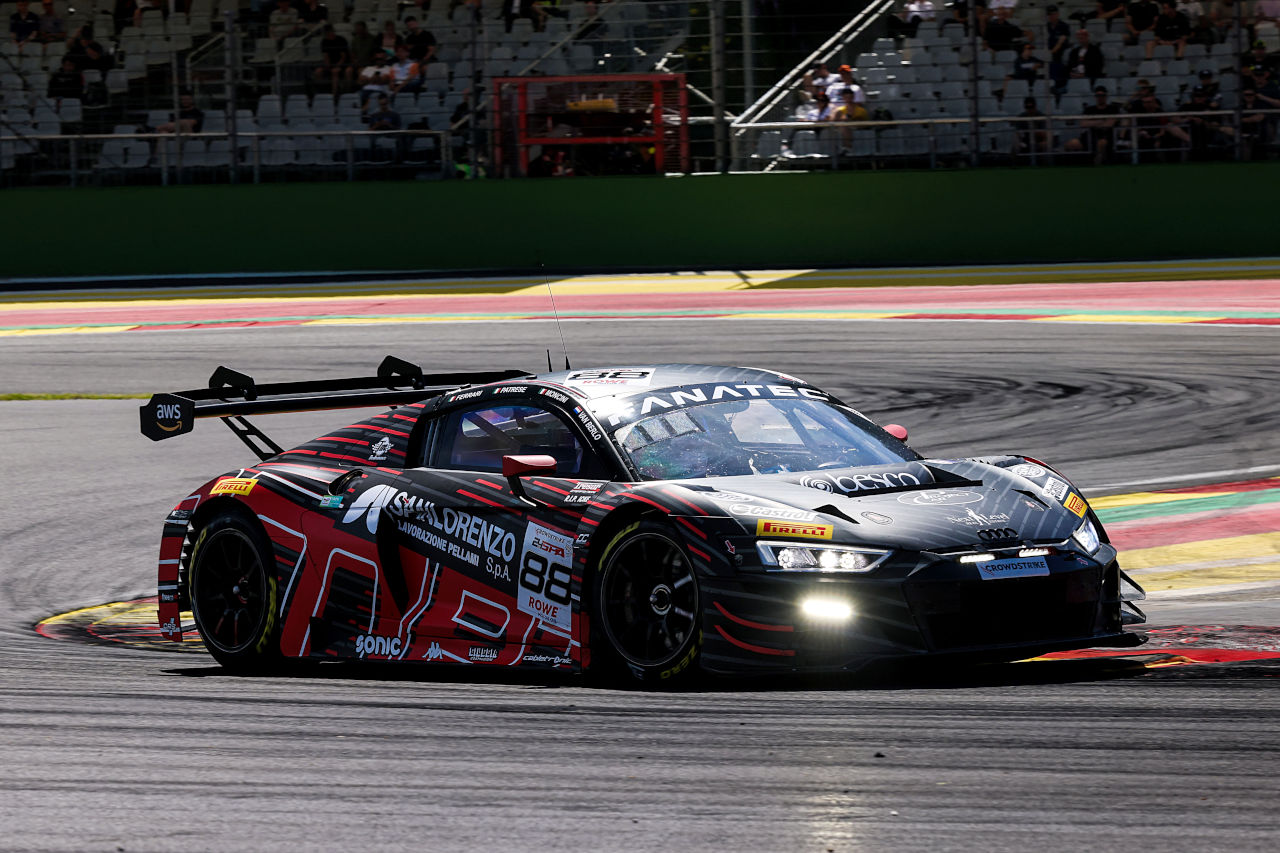 100周年大会のポールポジションはGRTランボルギーニ。0.036秒差でメルセデスAMGを退ける／2024スパ24時間