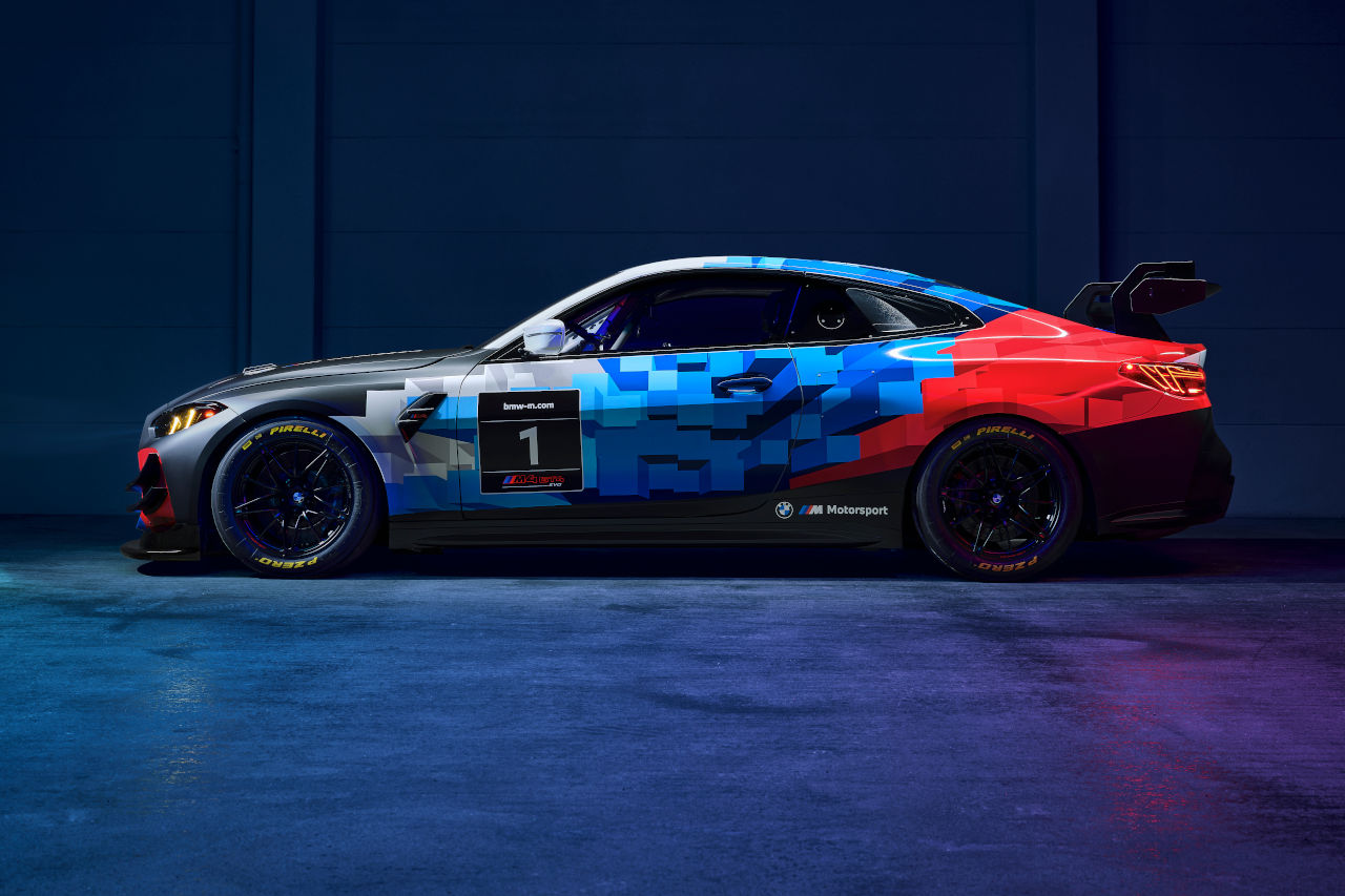 BMW、2025年に登場する『M4 GT4エボ』の追加情報を発表。新車価格は約3800万円