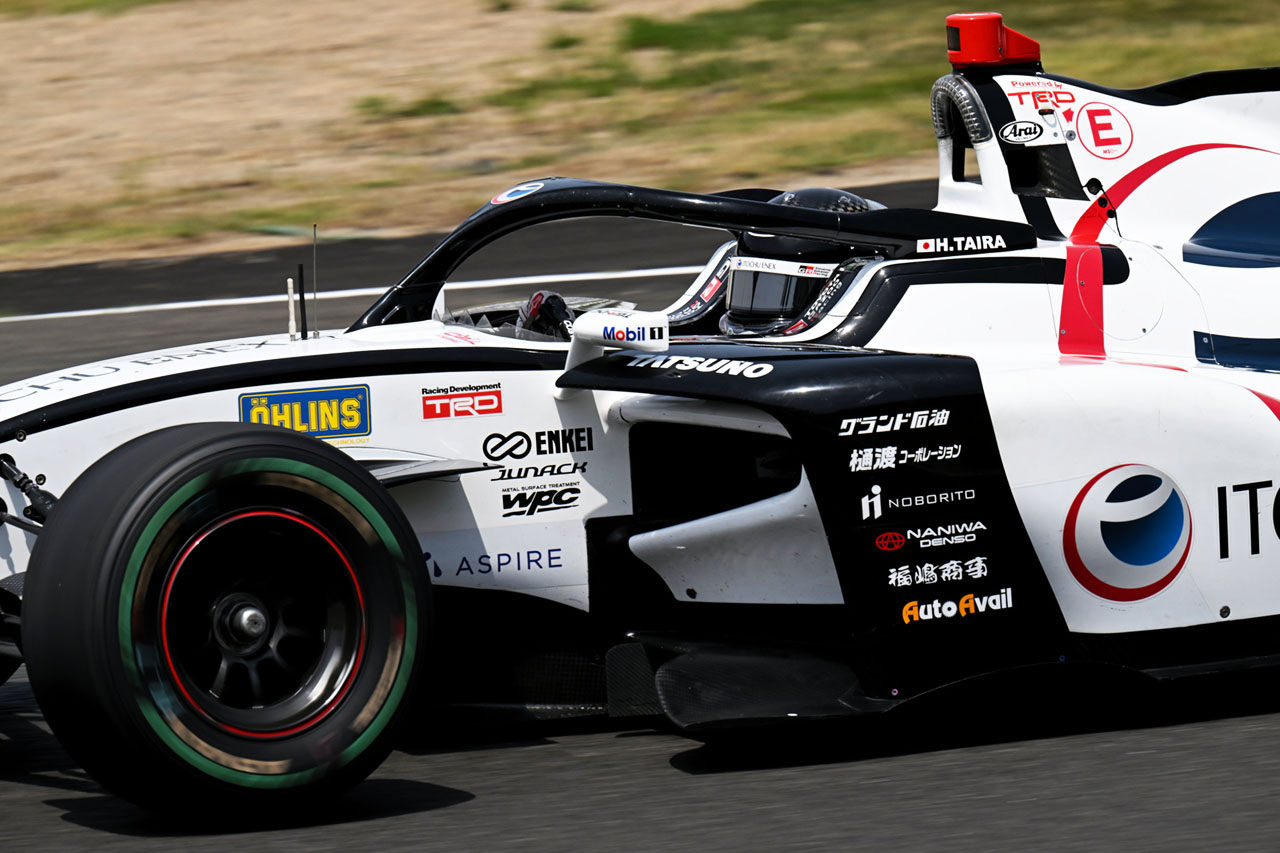 平良響に舞い込んできた人生最大のチャンス。沖縄を背負ったドライバーの2日間に密着