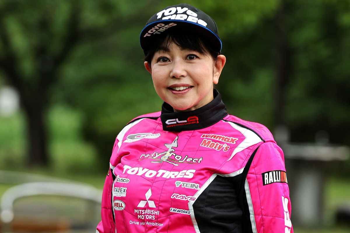 ピンクのトライトンがラリーに見参！ 竹岡圭、トーヨーとミツビシの支援を受けXCRスプリントカップ北海道に参戦へ
