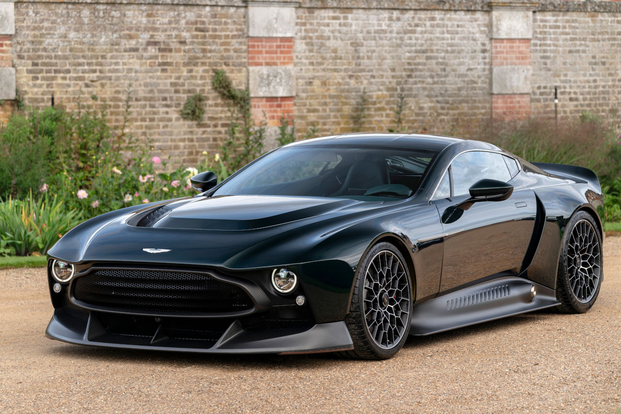 アロンソの“個人的な要望”から誕生したV12エンジン＋6速MTの限定車『アストンマーティン・ヴァリアント』がグッドウッド出走へ