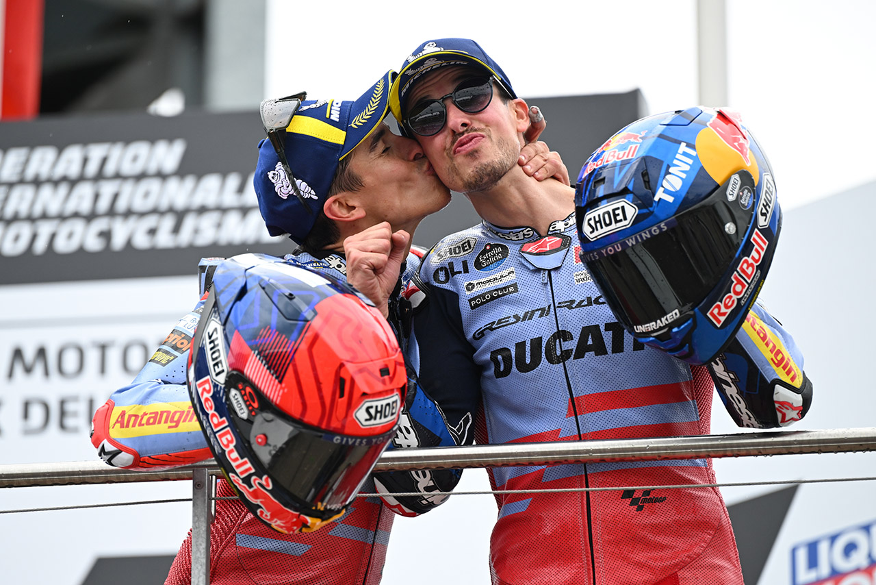 マルティン痛恨の転倒でバニャイアが優勝しポイントリーダに浮上。マルケス兄弟が揃って表彰台／第9戦ドイツGP