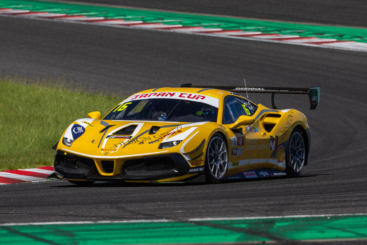 K-Tunesが鈴鹿で連続ワン・ツー。末長／新田組はレース1で今季初優勝【ジャパンカップ】