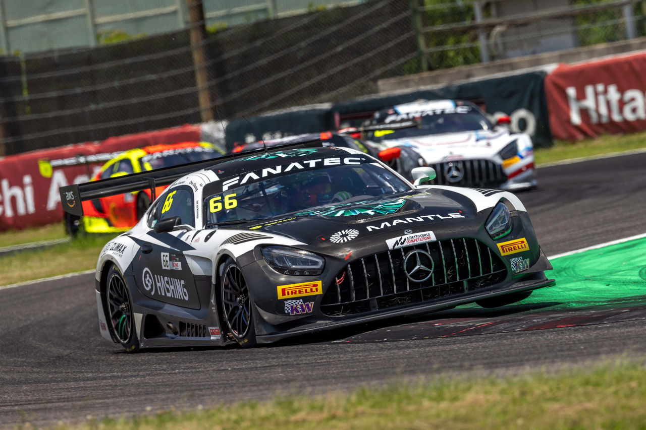 ニッサンGT-Rが2018年以来の勝利。GTWCアジア鈴鹿戦は5ZIGENとクライマックスAMGが優勝飾る