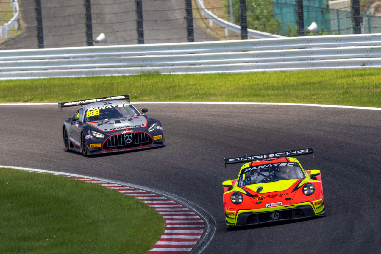 ニッサンGT-Rが2018年以来の勝利。GTWCアジア鈴鹿戦は5ZIGENとクライマックスAMGが優勝飾る