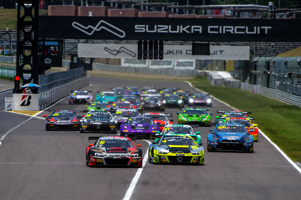 ニッサンGT-Rが2018年以来の勝利。GTWCアジア鈴鹿戦は5ZIGENとクライマックスAMGが優勝飾る