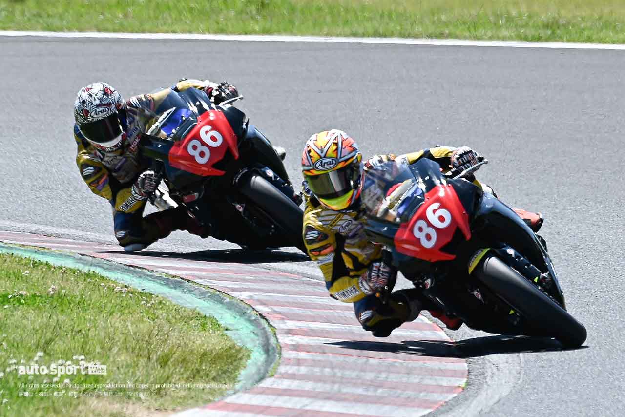 井手翔太と伊達悠太（NCXX RACING with RIDERS CLUB）／2024鈴鹿8耐テスト