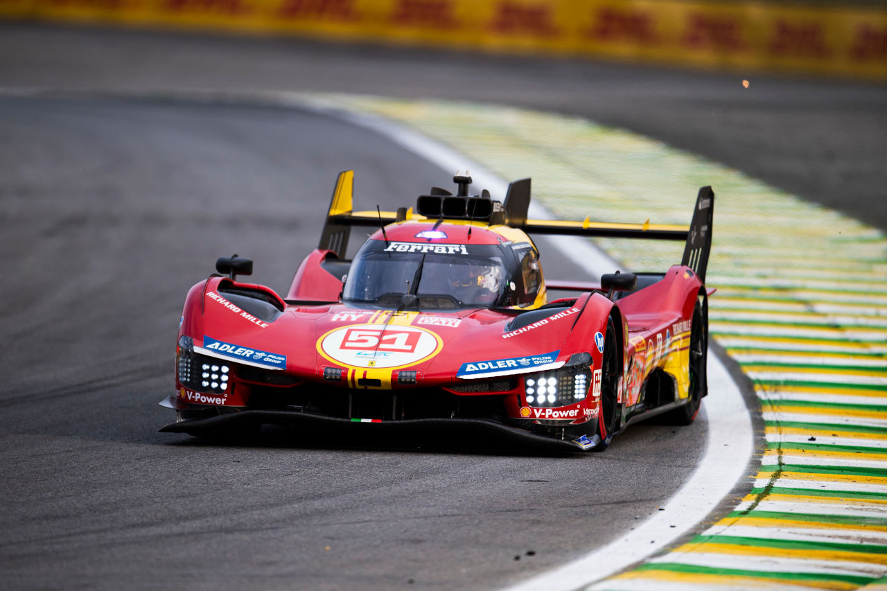 トヨタが時間延長のFP2でフェラーリ勢を抑えて1-2。LMGT3ではレクサスが首位に／WECサンパウロ