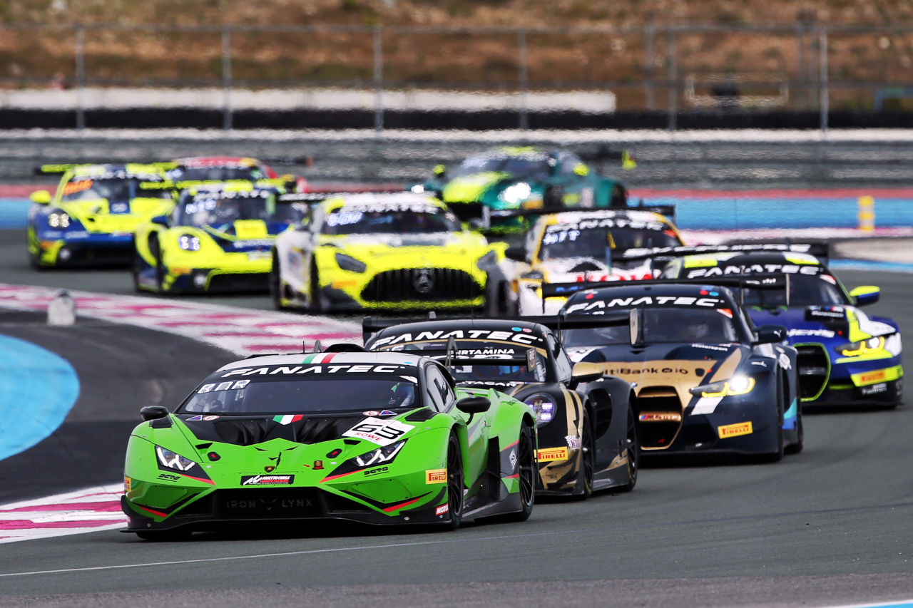 WEC／GTWCヨーロッパ／DTMに同時参戦するボルトロッティ。ランボルギーニのエースに聞く、各シリーズの難しさと自己管理方法