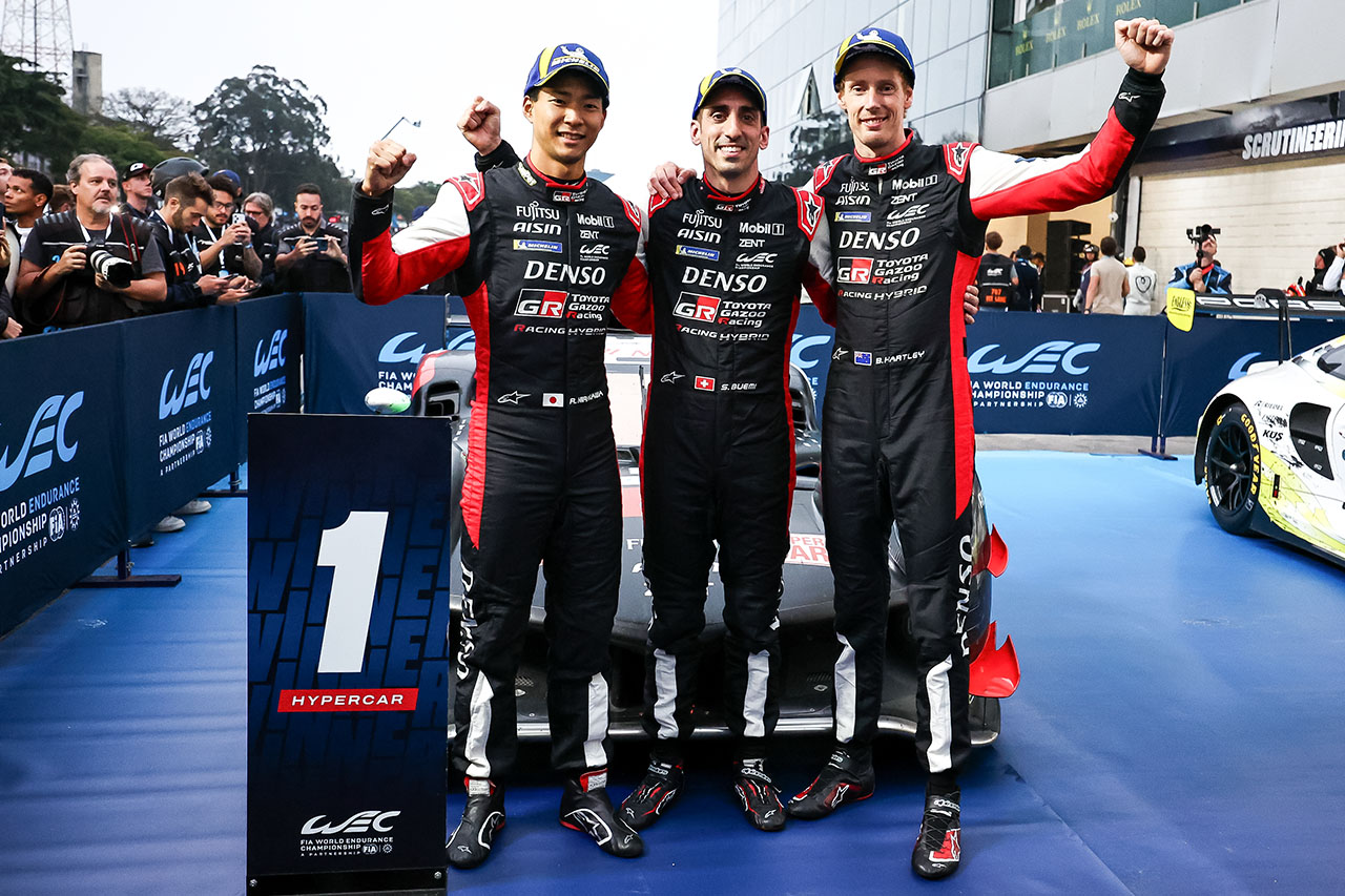 平川亮、セバスチャン・ブエミ、ブレンドン・ハートレー（8号車トヨタGR010ハイブリッド）