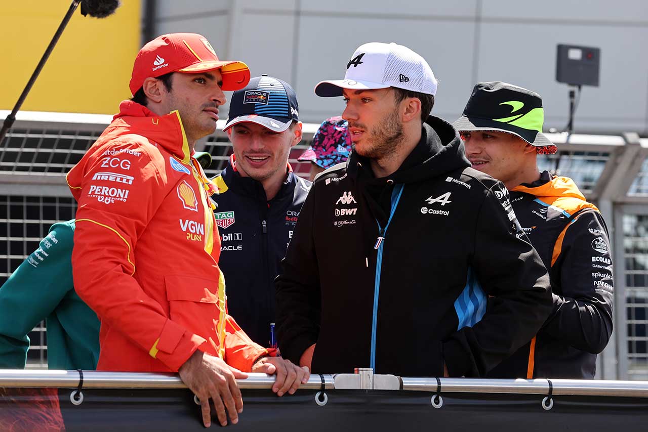 カルロス・サインツ（フェラーリ）＆ピエール・ガスリー（アルピーヌ）