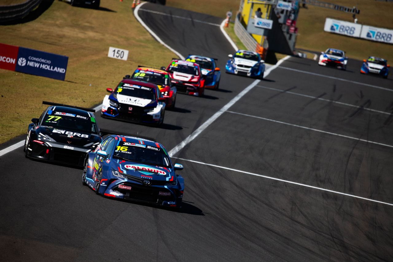 世界戦併催TCR南米ラウンドにて、ネルソン・ピケJr.が先代シビックRで初参戦「前輪駆動は新たな課題」