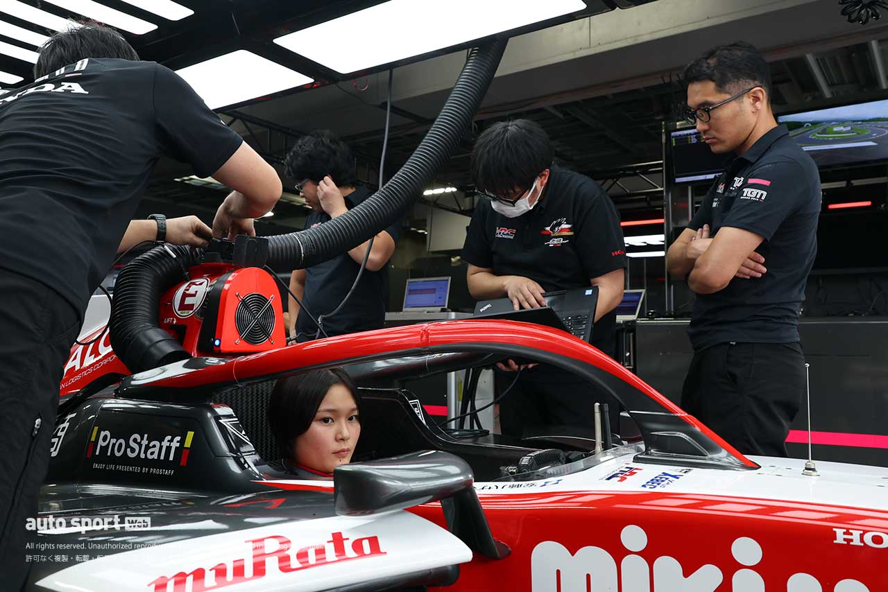 スーパーフォーミュラ第4戦富士スピードウェイ搬入日 Juju（TGM Grand Prix ）