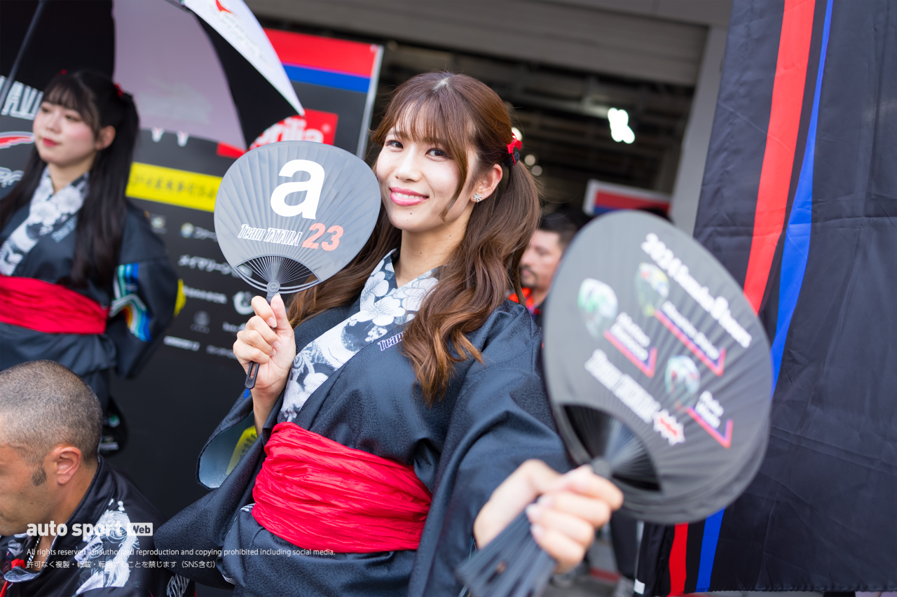 【ギャラリー】鈴鹿8耐のピットウォークを彩るレースクイーン／レースアンバサダー
