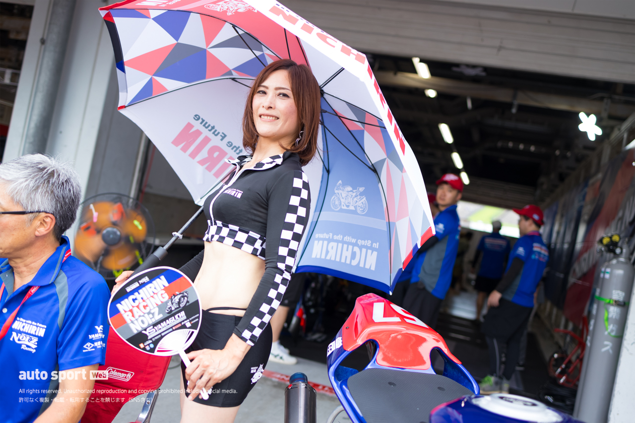 【ギャラリー】鈴鹿8耐のピットウォークを彩るレースクイーン／レースアンバサダー