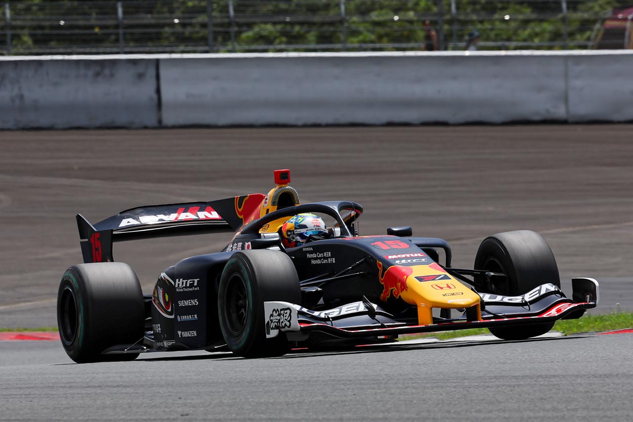 岩佐歩夢（TEAM MUGEN）