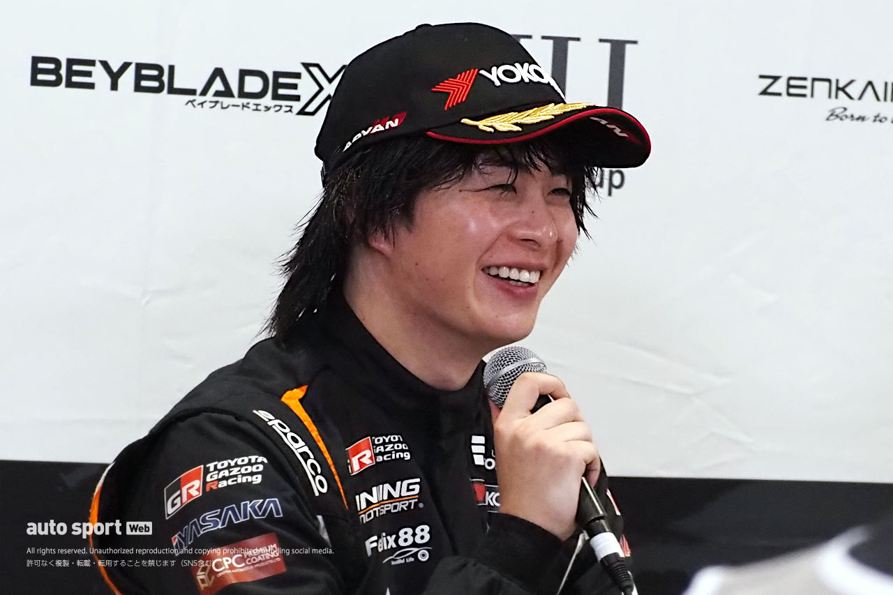 妻の2連勝で「めちゃくちゃプレッシャーを掛けられた」 坪井翔が目覚め「TEAM MUGENとして火がついている」【スーパーフォーミュラ第4戦富士決勝トップ3会見】