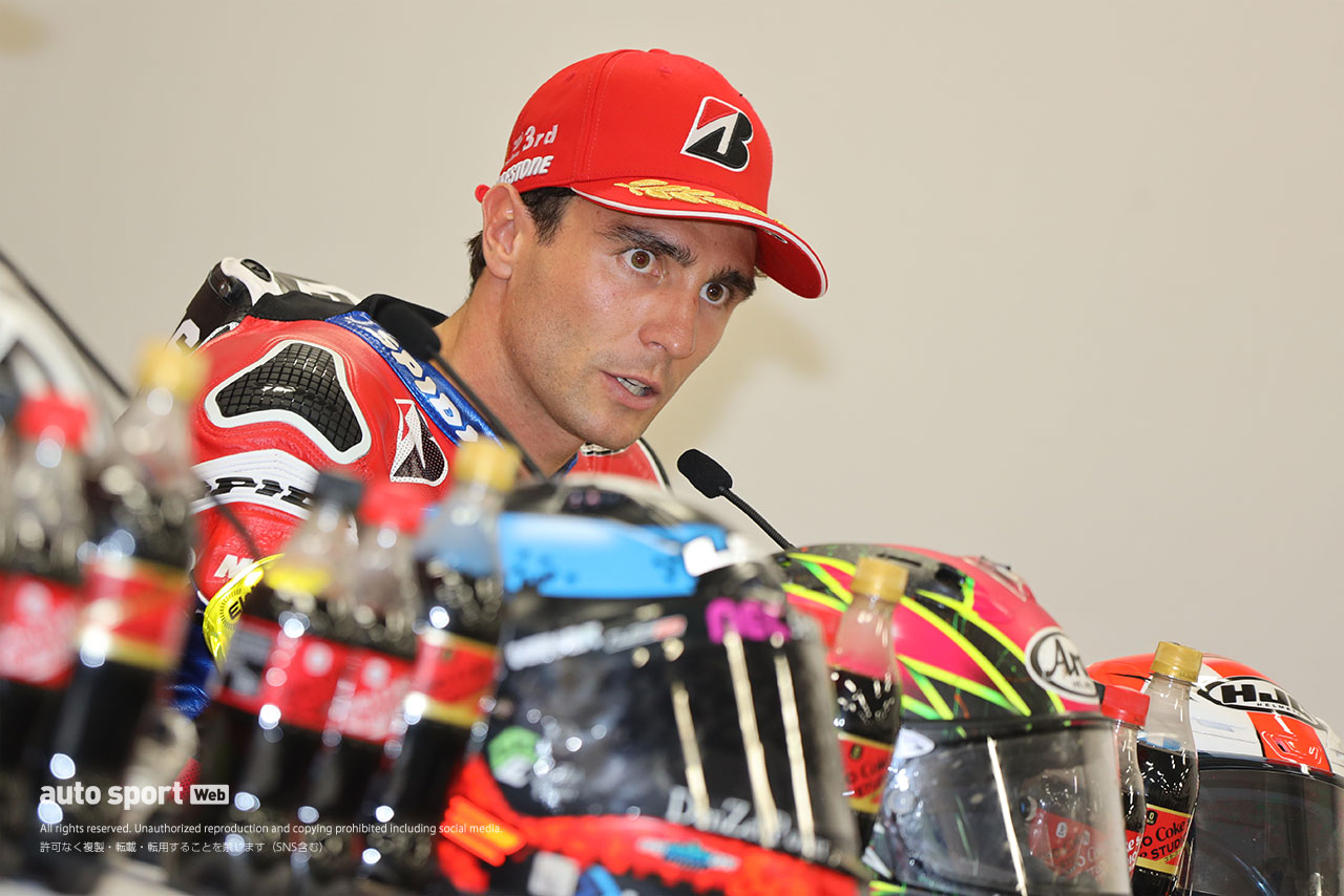 逆転で3位表彰台獲得のヨシムラ。「最終スティントはひたすら毎周プッシュして走っていた」と渥美／鈴鹿8耐 決勝トップ3会見