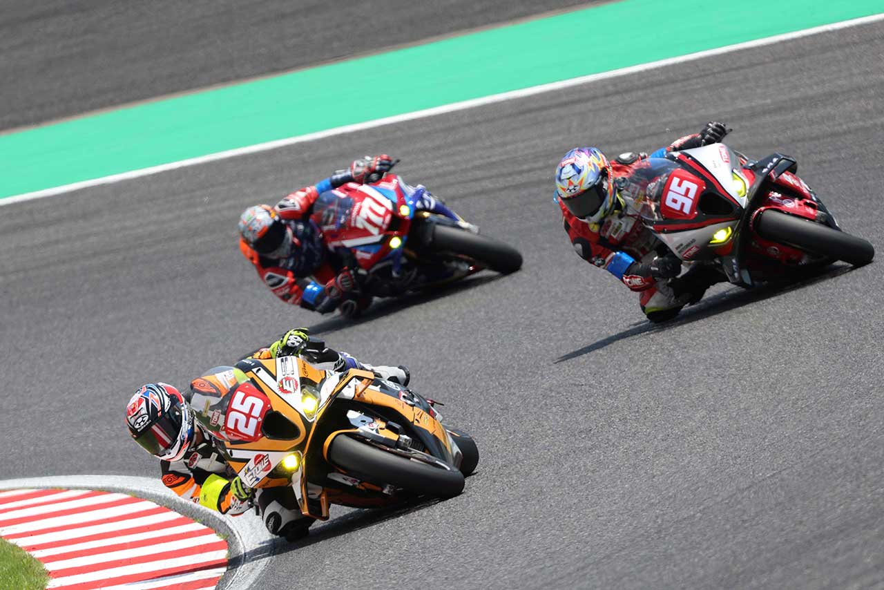 Team Étoile 2024EWC第3戦鈴鹿8時間耐久ロードレース 決勝レポート