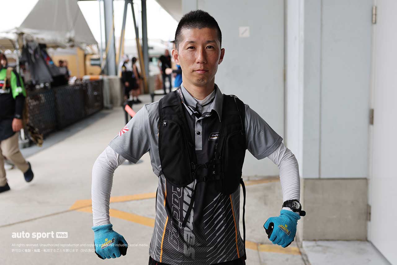 【ブログ】『暑さ×熱さ』を乗り切る秘訣、ライダーからオフィシャルまで。ちょびっとナツノキオク／カメラマンから見た鈴鹿8耐2024