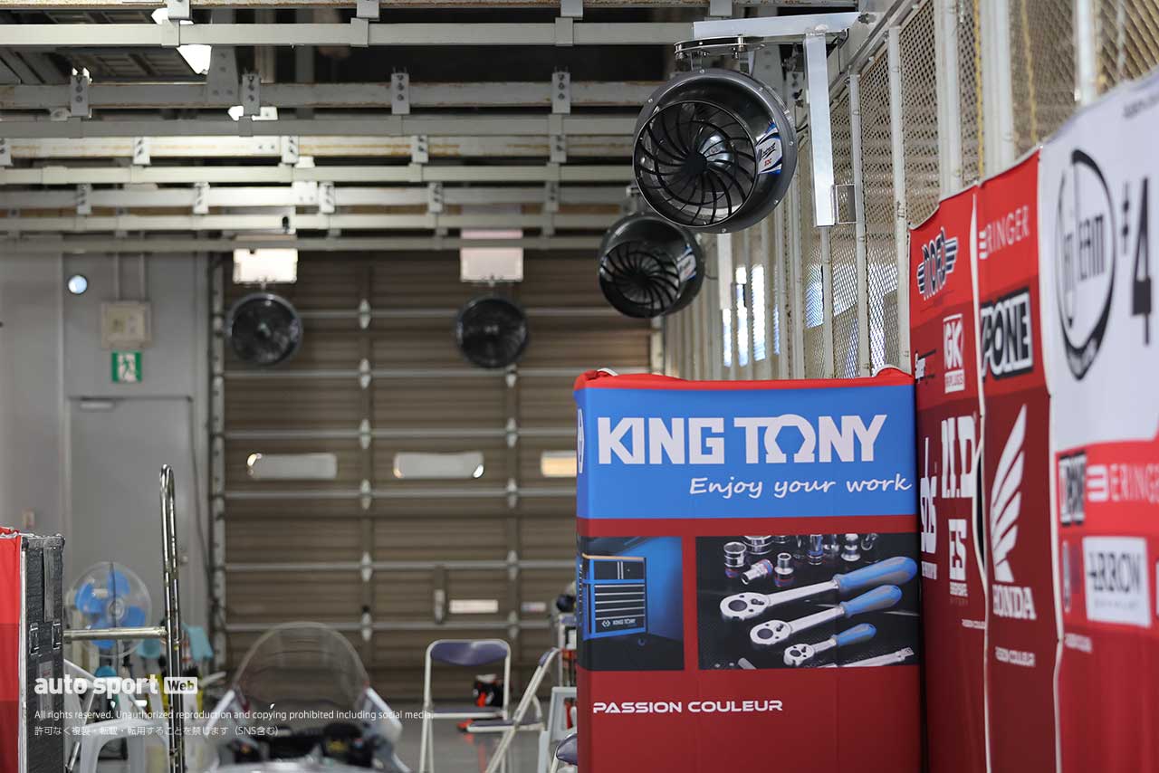 【ブログ】『暑さ×熱さ』を乗り切る秘訣、ライダーからオフィシャルまで。ちょびっとナツノキオク／カメラマンから見た鈴鹿8耐2024