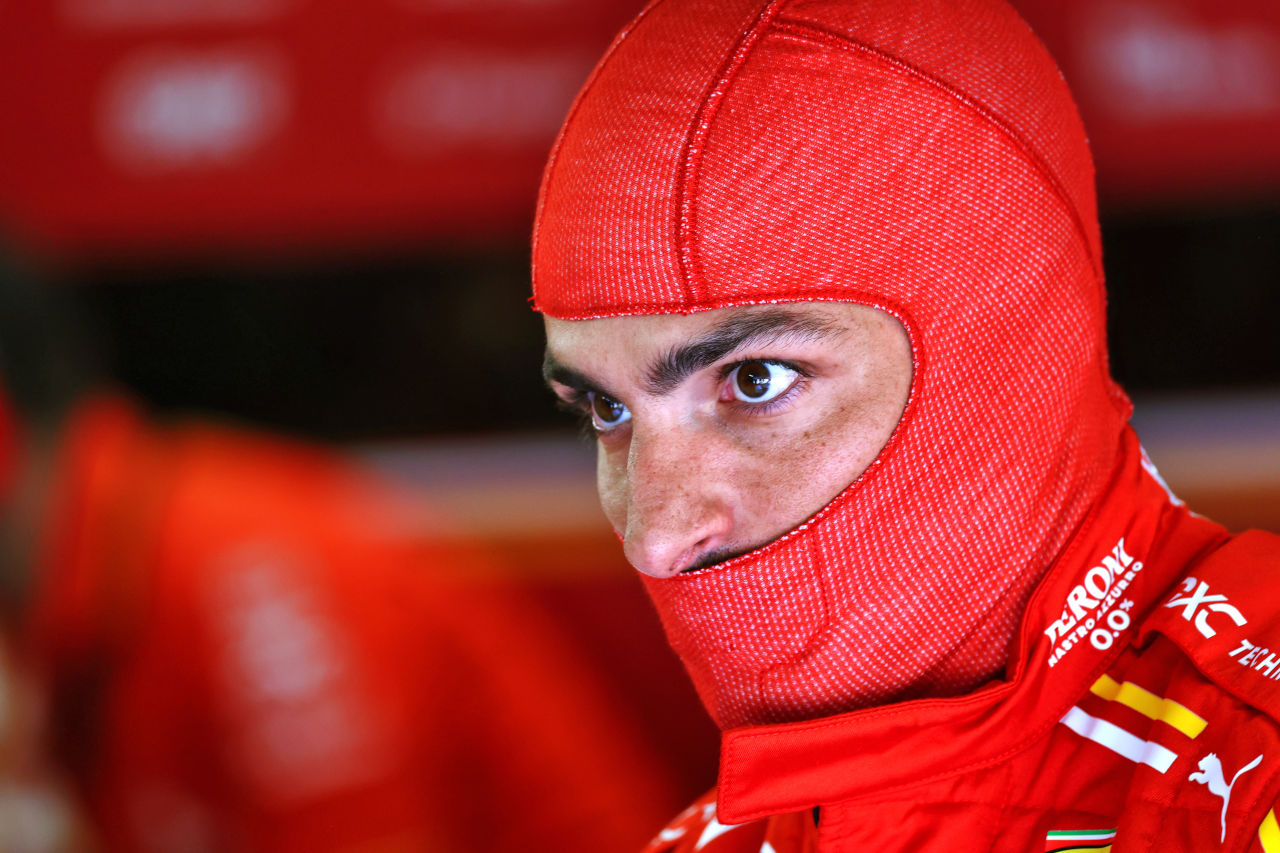 ウイリアムズ移籍が決定したサインツの仕事をフェラーリF1代表が称賛「彼は非常にプロフェッショナル」