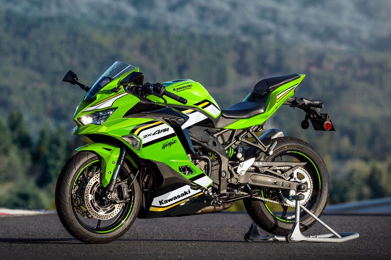 カワサキ、『Ninja ZX-4R SE／ZX-4RR KRT EDITION』のカラーとグラフィックを変更した最新モデルを9月1日から発売