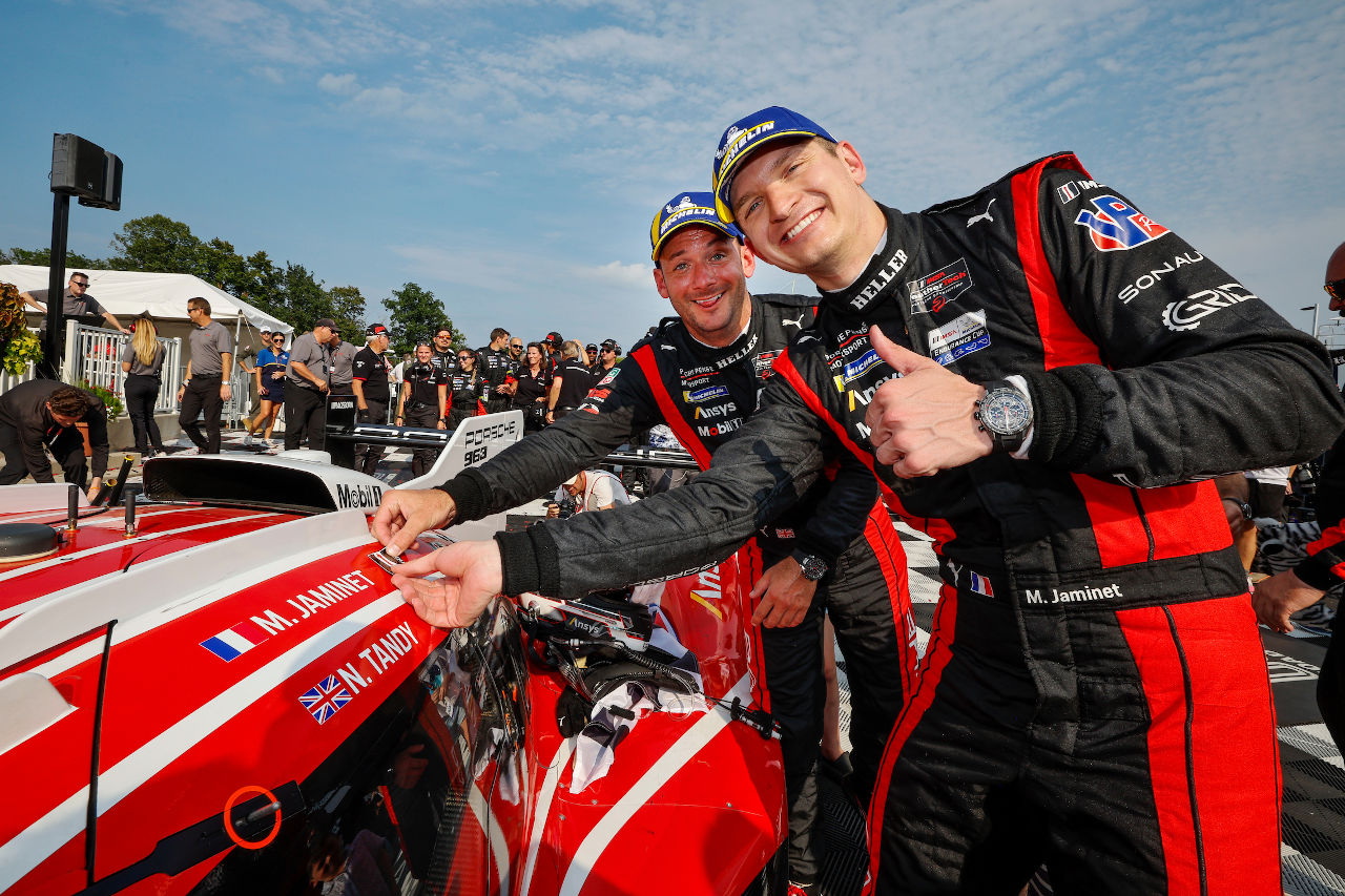 ポルシェ・ペンスキーが1-2達成。序盤のペナルティを跳ね除けた6号車が今季2勝目飾る／IMSA第8戦