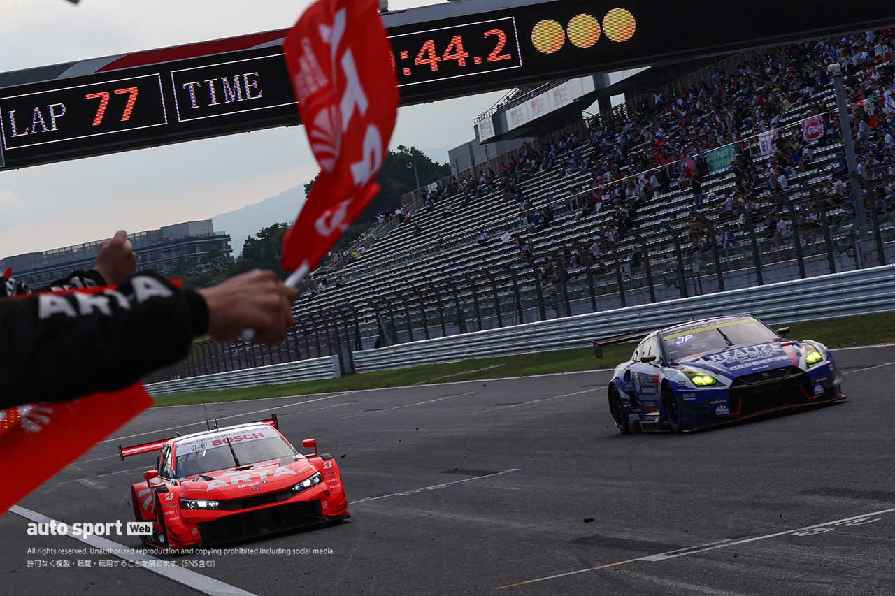 ARTA MUGEN CIVIC TYPE R-GT #8＆リアライズ日産メカニックチャレンジ GT-R