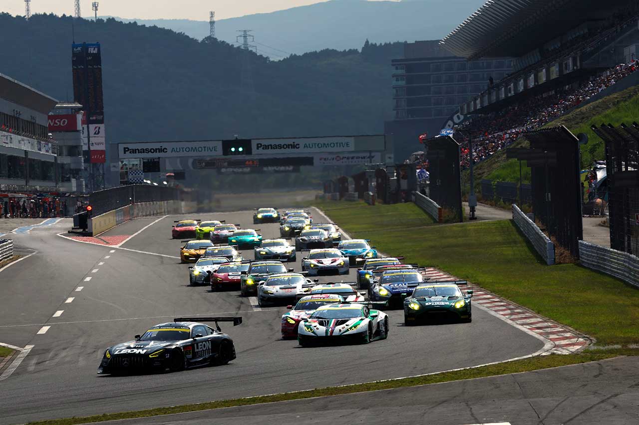 2024スーパーGT第4戦富士　GT300クラスの決勝スタート