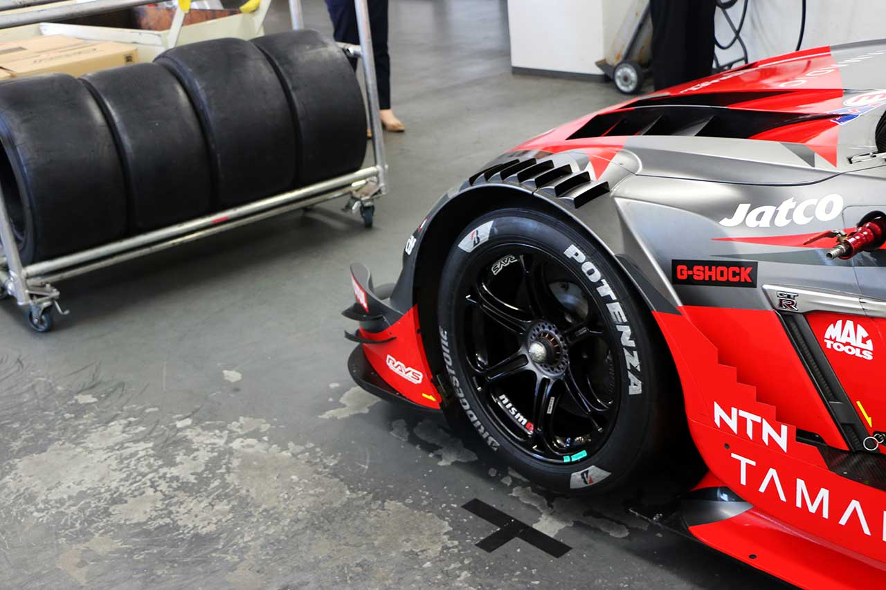 【夏のスーパーGT特集／中編】NMC／NISMOファクトリー潜入。秘密多き『シミュレーター』と心臓部の『整備場』
