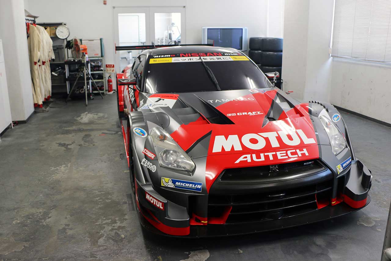 【夏のスーパーGT特集／中編】NMC／NISMOファクトリー潜入。秘密多き『シミュレーター』と心臓部の『整備場』