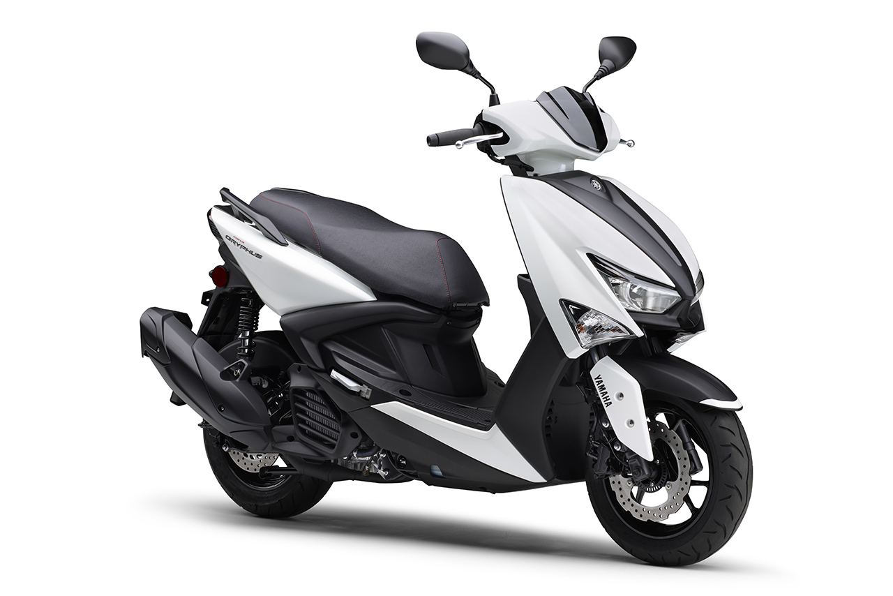 ヤマハ、原付二種『シグナス グリファス』に新色マットブラックを採用。9月24日から発売