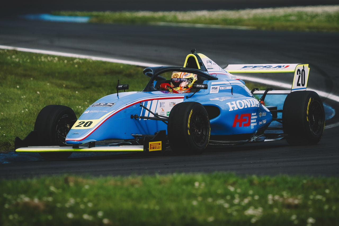 「絶対に首席」固い決意でF1目指すドライバー【ネクスト・スター Vol.2／加藤大翔 前編】