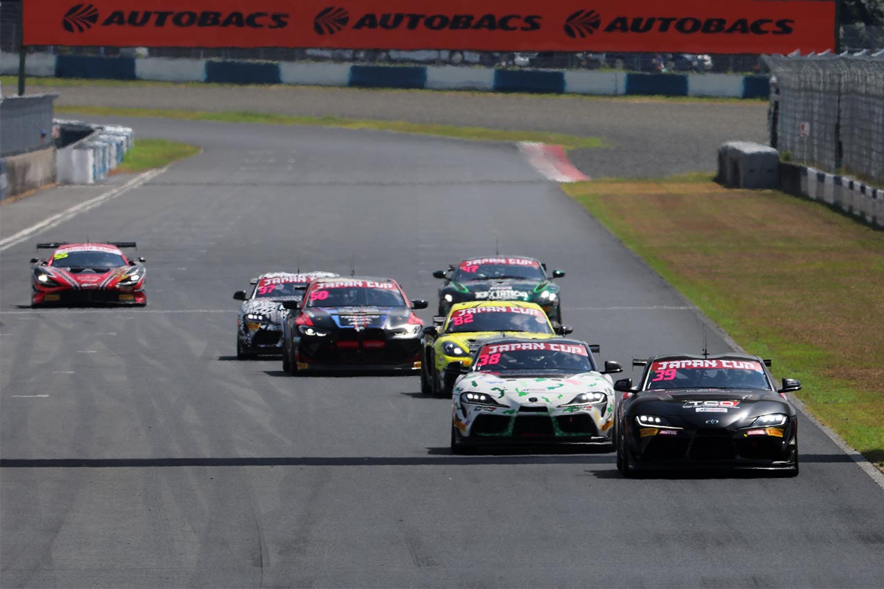 SROジャパンカップ第4ラウンド岡山はBANKCY／藤波組ポルシェと山脇／高木組フェラーリが優勝