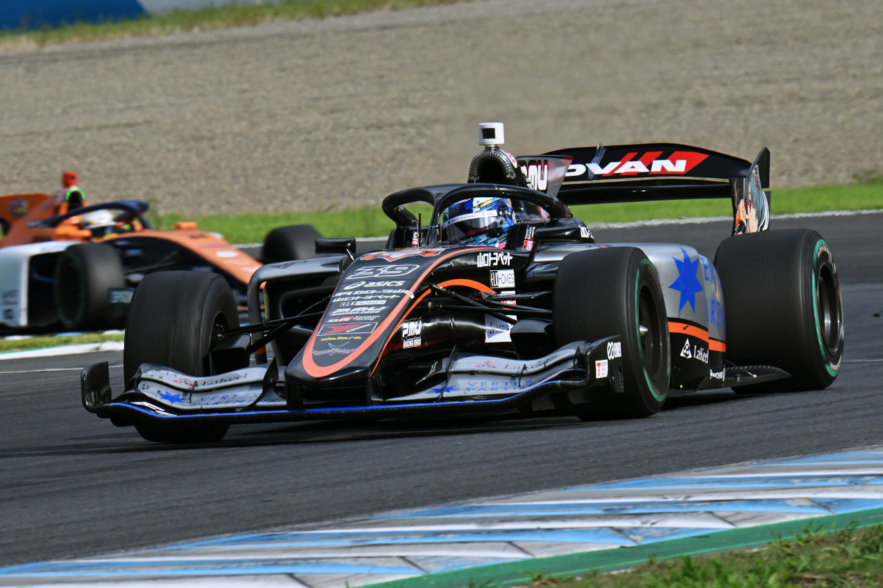 VERTEX PARTNERS CERUMO・INIGNG　2024スーパーフォーミュラ第5戦もてぎ　決勝レポート