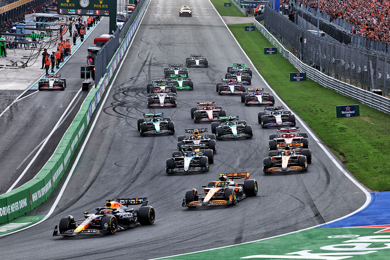 2024年F1第15戦オランダGP　スタート
