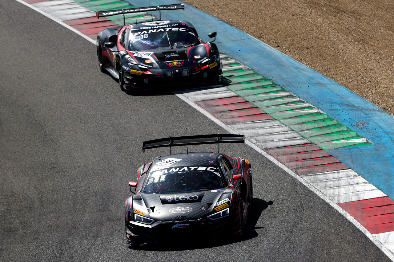 チームWRTとウインワード・マンフィルターがマニクールで勝利を分け合い、2点差でスプリント・カップ最終戦へ／GTWCヨーロッパ第7戦