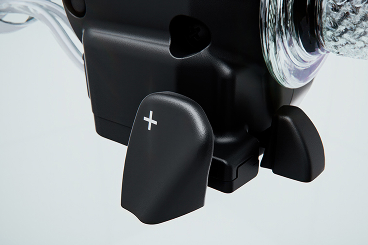 ヤマハ、クラッチ操作不要のロードスポーツ『MT-09 Y-AMT』を9月30日に発売