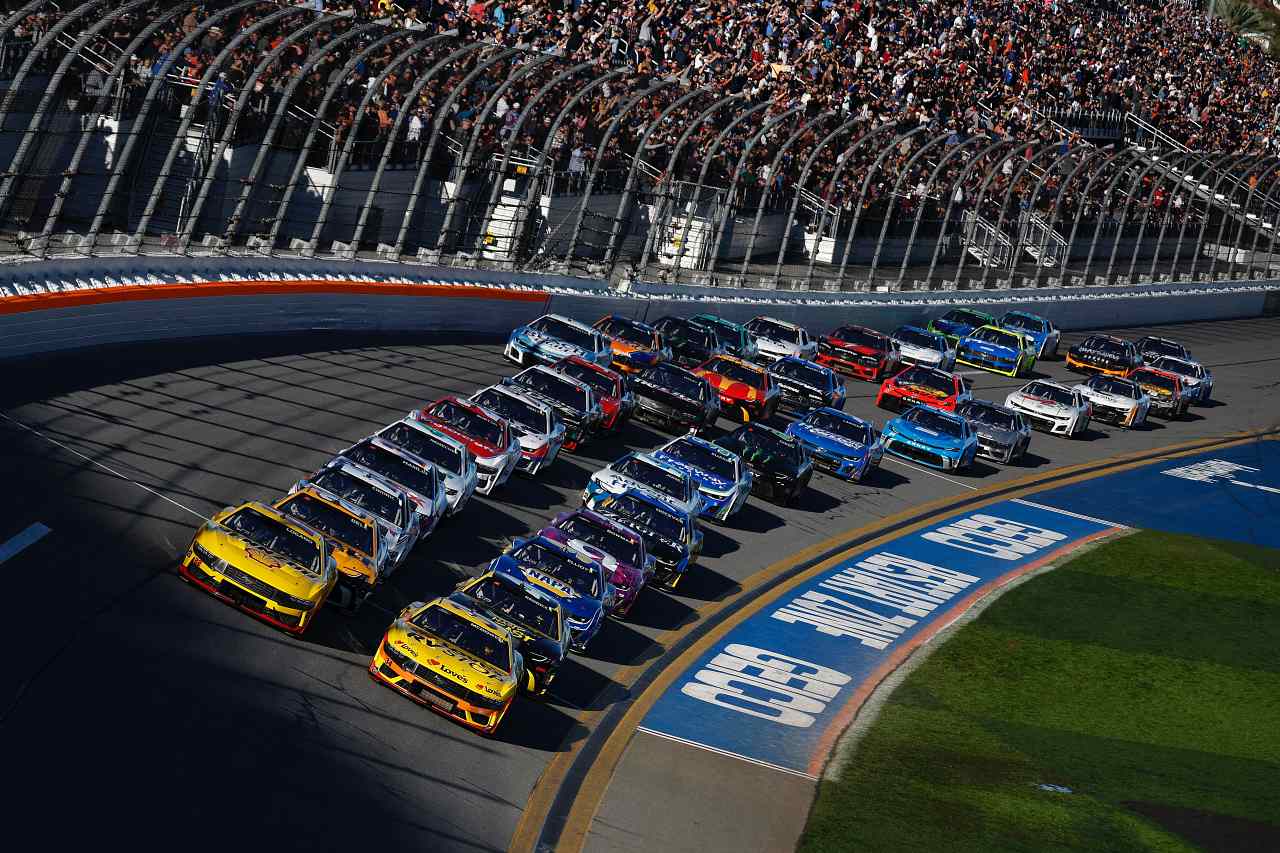 来季NASCARカップシリーズがメキシコへ。シティで60年以上ぶりの国際ポイントレース開催を発表